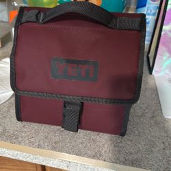 Yeti Day trip Lunch bag