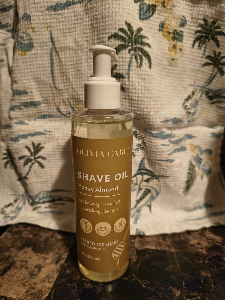 Olivia care shave oil honey almond