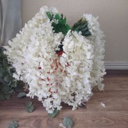 White Hydrangeas Artificial