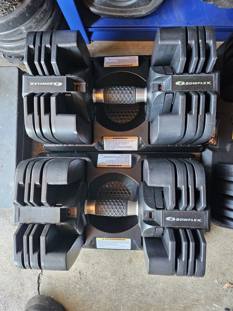 Pair Of Bowflex Dumbbells 60lbs