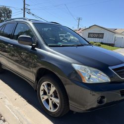Gorgeous 2006 Lexus RX400h AWD V6 3.3L Very Reliable
