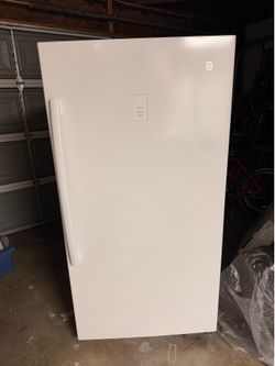 Garage Ready Frost Free Defrost Upright Freezer