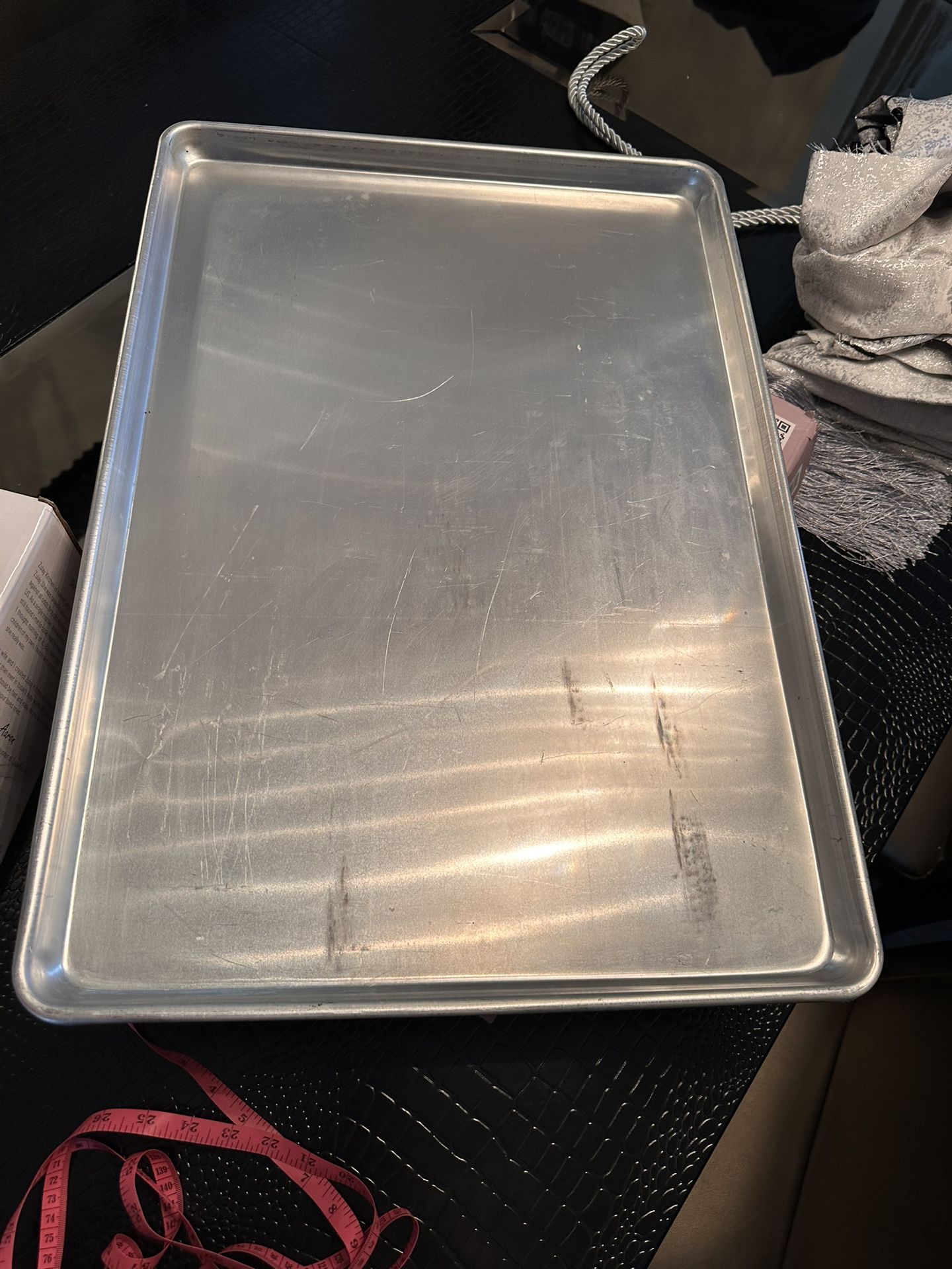 26" x 18" aluminum baking tray