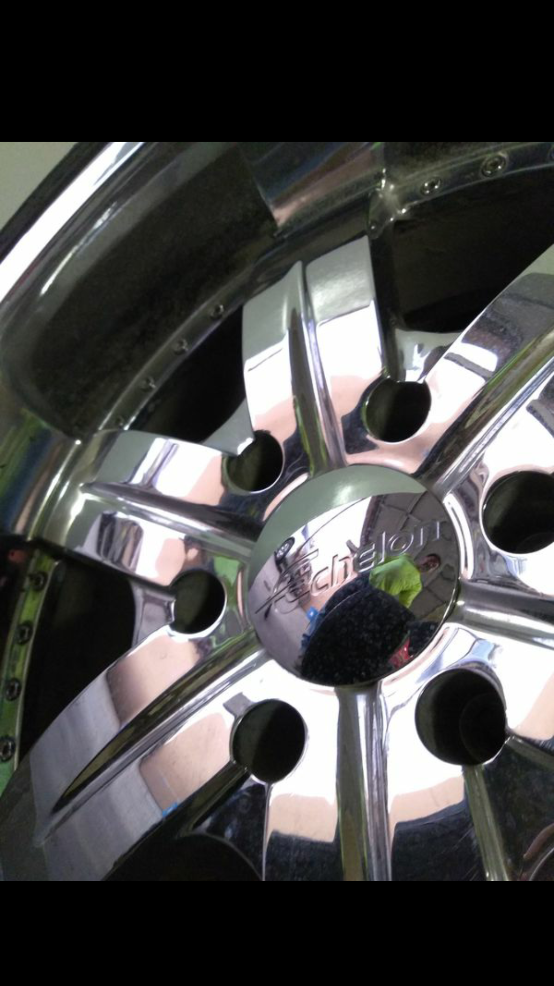 Rims for sale (Echelon, Korum). 24 (Chrome) for Nissan Armada. Comes with all 4 tires and rims