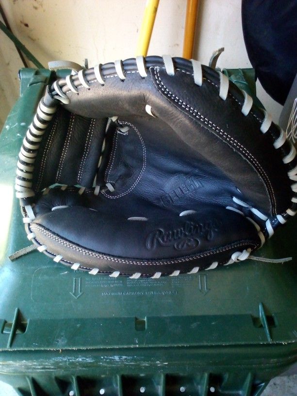 New Catchers Mitt Rawlings 