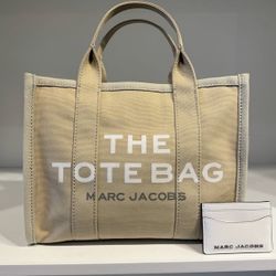 Large  Marc Jacob’s Tote Bag & Card Holder 