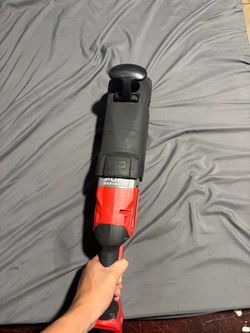 Milwaukee right angle drill