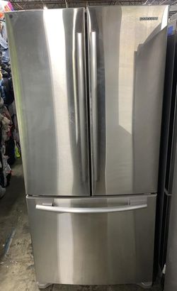 Stainless Samsung French Door Refrigerator with Twin Cooling