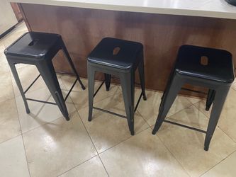 3 Bar Stools