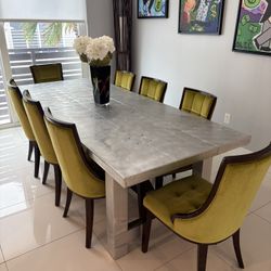 Dining table With Chairs