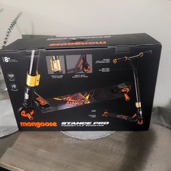 NEW MONGOOSE STANCE PRO SCOOTER WITH PEGS STRIGHT BARS HIGH END QUALITY