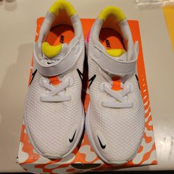 Nike Renew Run (PSV) Size 12 - NEW