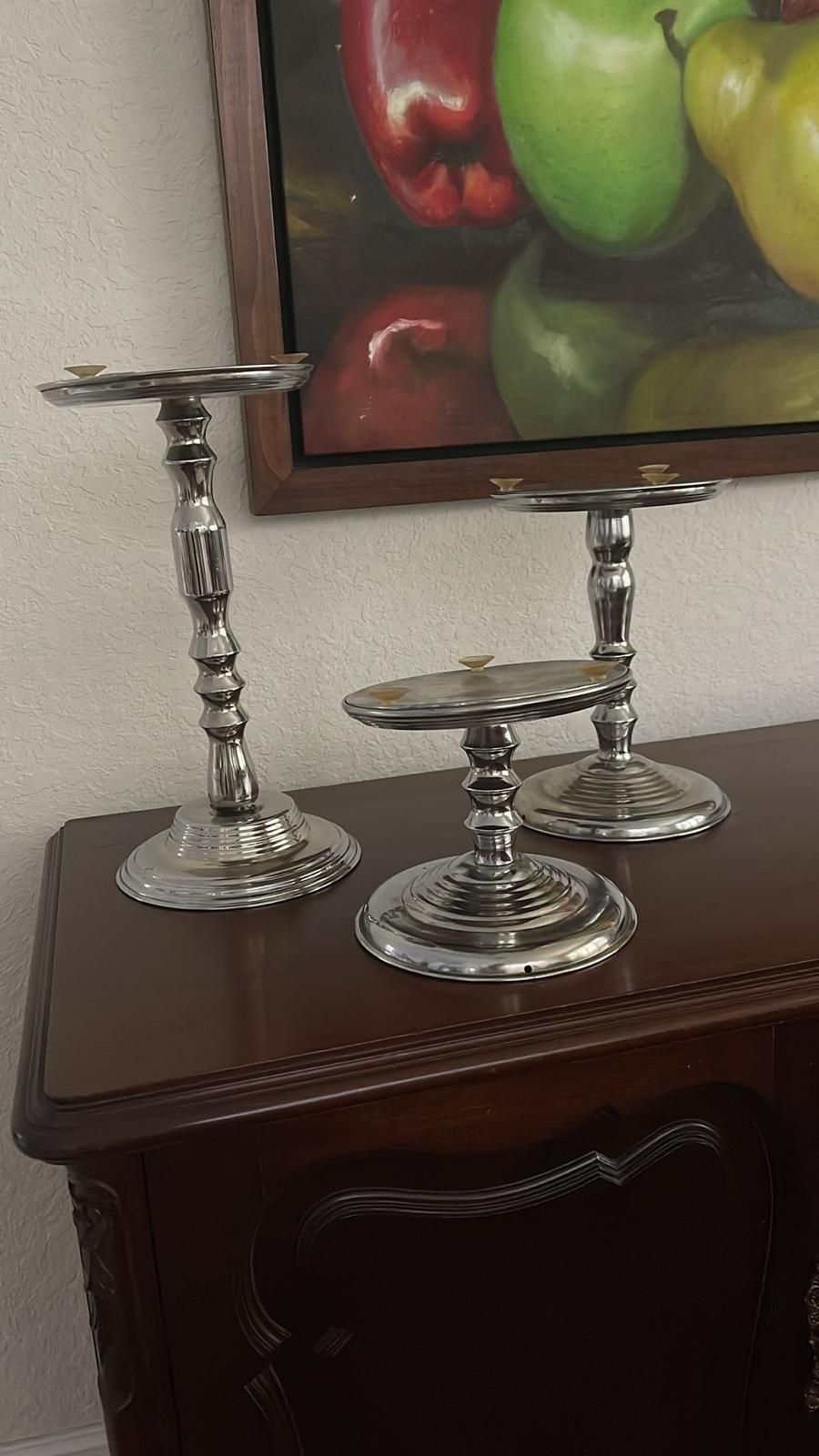 Cake stands