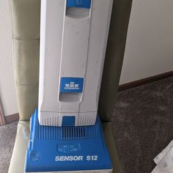 Windsor Sensor S12  Commercial Vacuum REDUCED