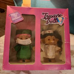 TREASURE TROLLS DOCTOR & NURSE - NEW
