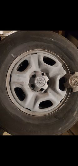 Toyota Pick Up wheels