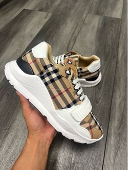 Burberry shoes 9.5M