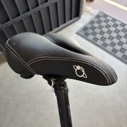 Electric Bike Seat Mesh Top Leather Dual Spring Seat / Saddle Replacement Part with post