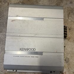 KENWOOD KAC-744 Four Channel Power Amplifier  