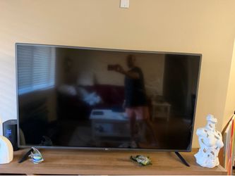 LG Smart TV with remote