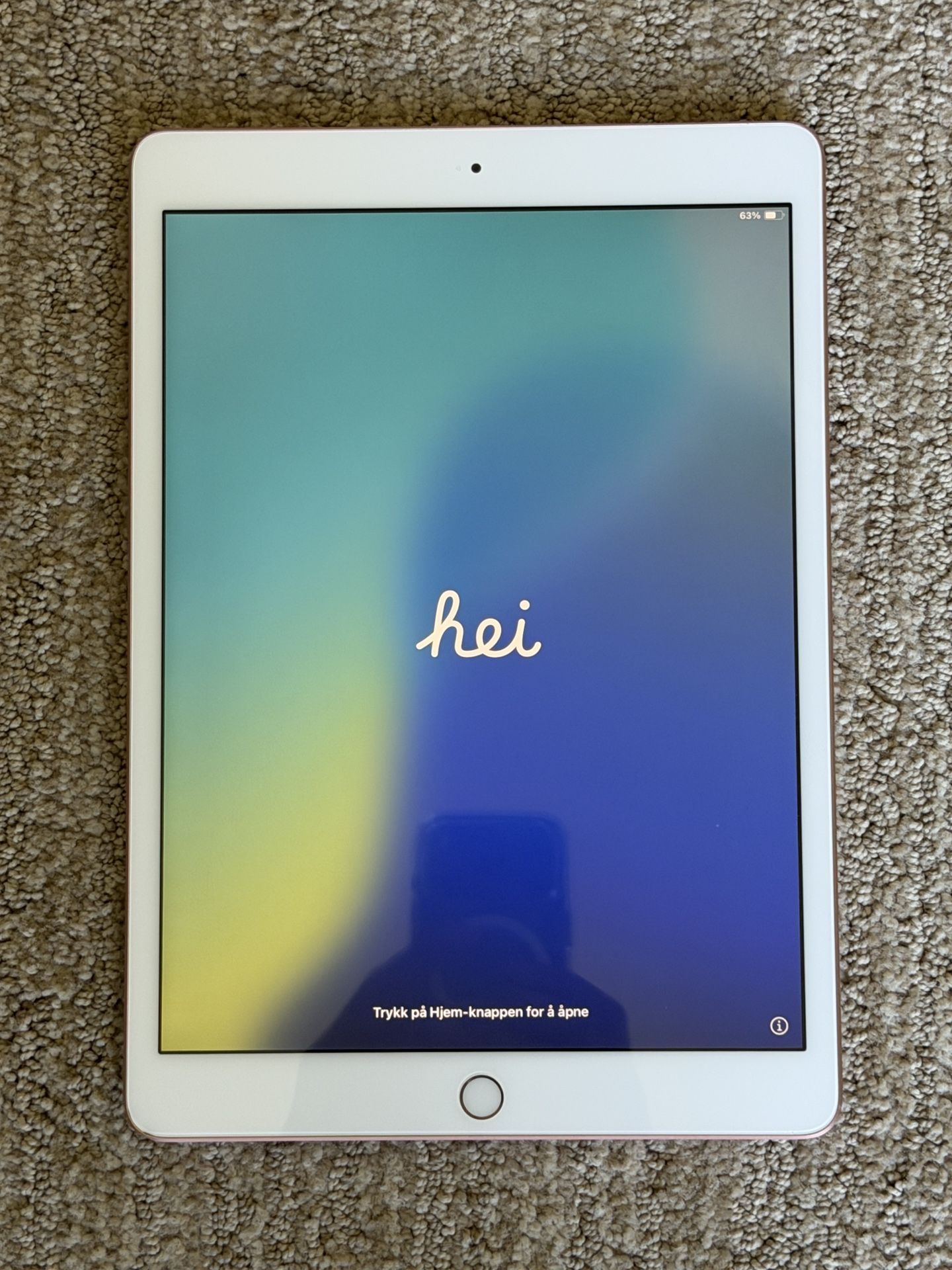 iPad (7th Generation) In Excellent Condition!
