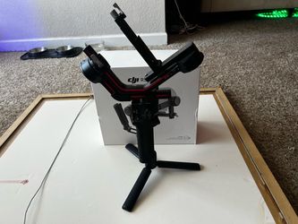 DJI RS3 Pro Gimbal Stabilizer (Includes Case, Box & Accessories) - Good Condition