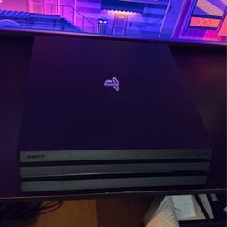 PS4 PRO