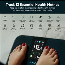Wyze Scale Ultra - Wi-Fi Smart Weighing Scale, Huge 4.3" Screen - Step-On Body Composition Measurements (Track Weight, BMI, Fat/Fit Goals)
