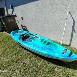 Costco Equinox 10.4 Kayak – Like New + Extras