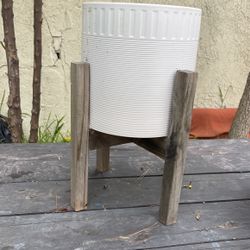 Big White Pot