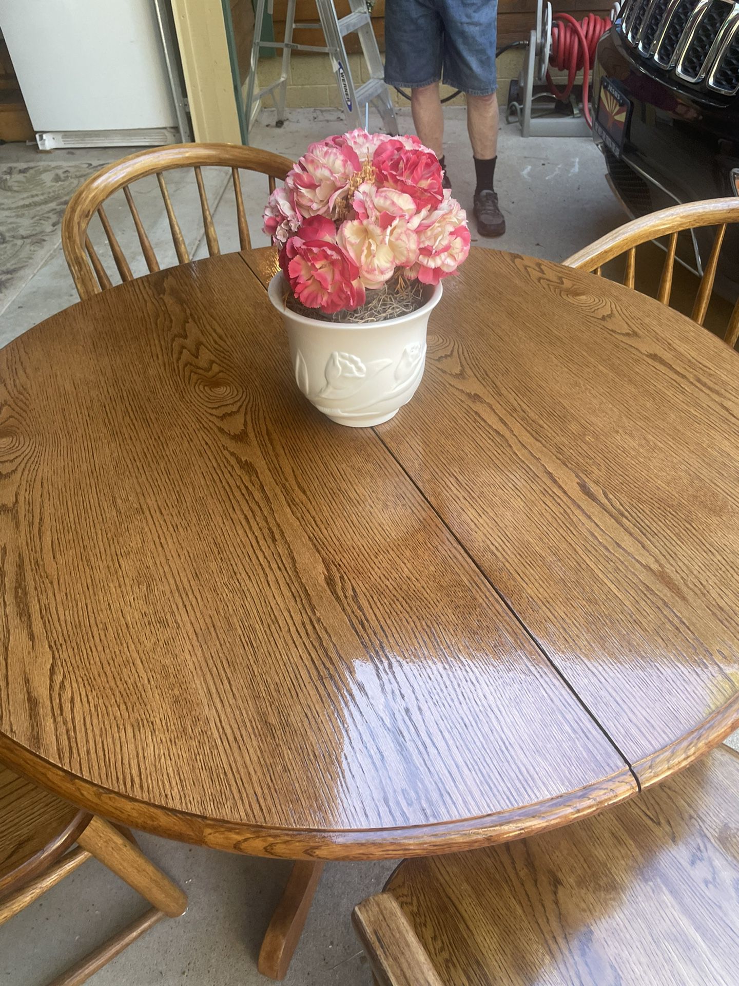 Medium Oak Dining Table 