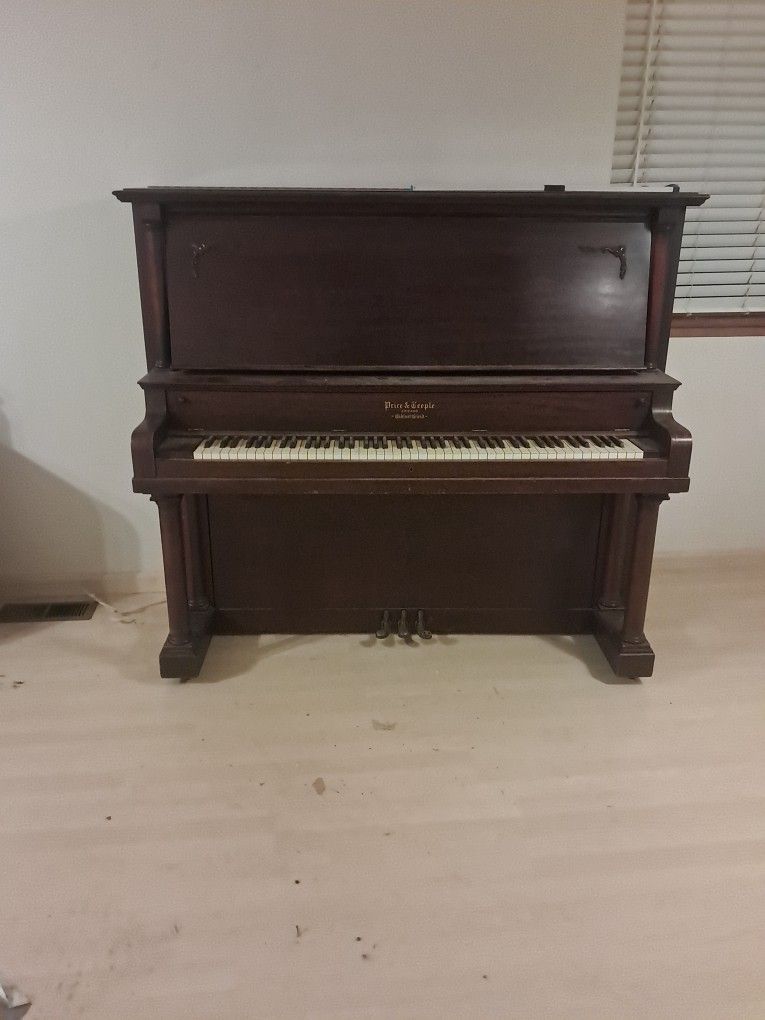 Grand Piano (FREE)
