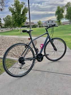 Women’s Trek FX 3 Like New!