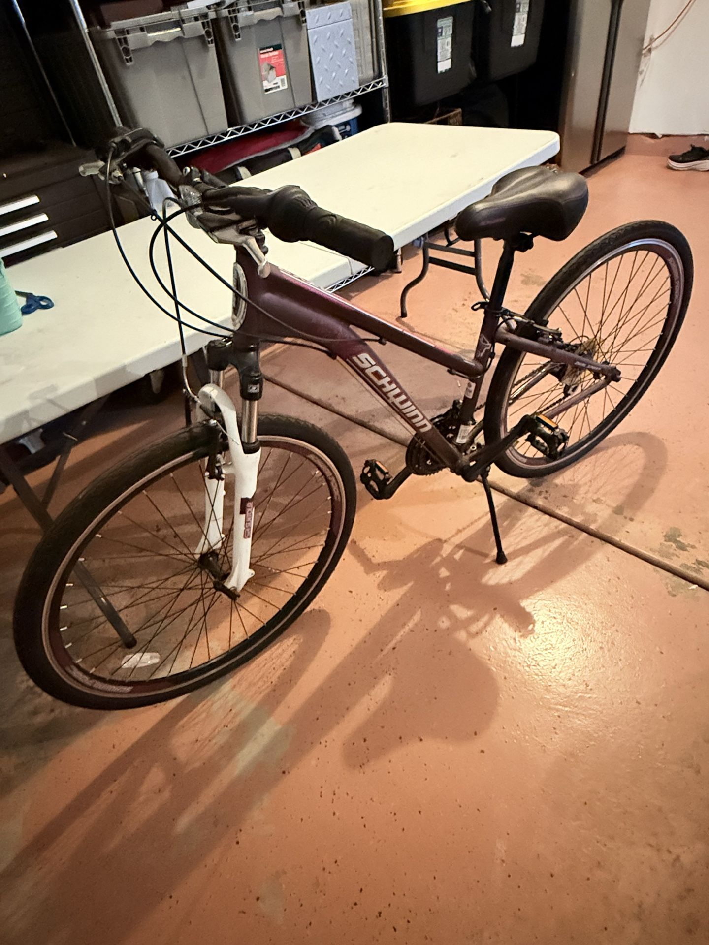 Schwinn Woman’s Hybrid Bike