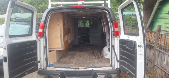 2014 GMC Savana