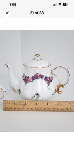 Vintage Tea For One Teapot Cup & Lid 3 Piece Set Rose Chain Pattern