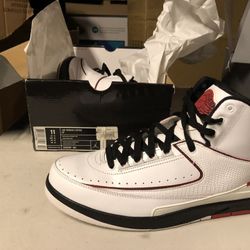 Air Jordan retro 2 size 11