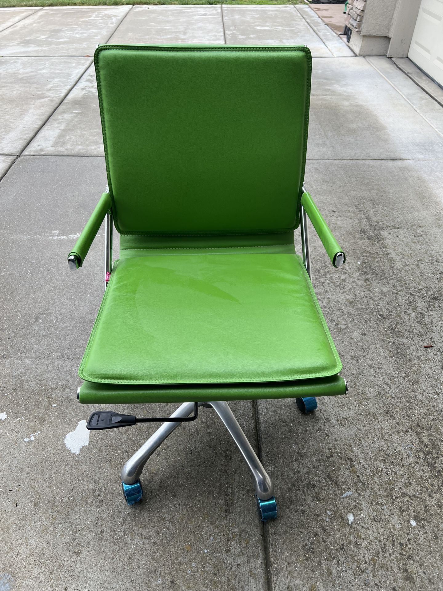 Great Modern Office Chair