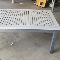 Pool Side Table. $20 16H X 31"Long. 19"w