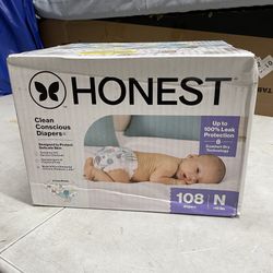 The Honest Company Clean Conscious Baby Diapers Size Newborn (<10 lbs) Plant Based Hypoallergenic 108 Count