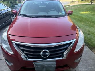 2015 Nissan versa