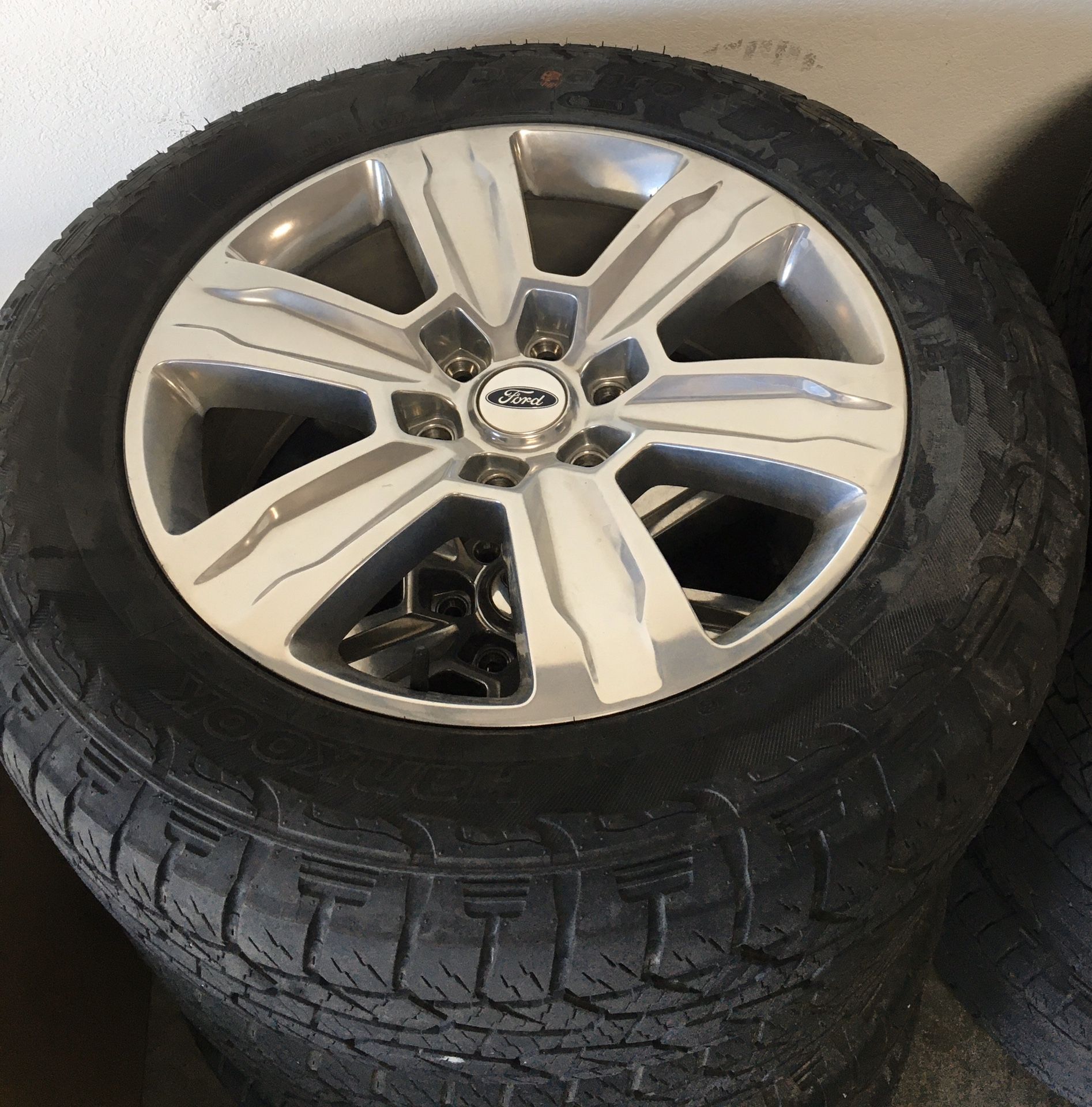Ford F150 platinum wheels, tires and lugs. 275/55R20 for Sale in Tempe ...