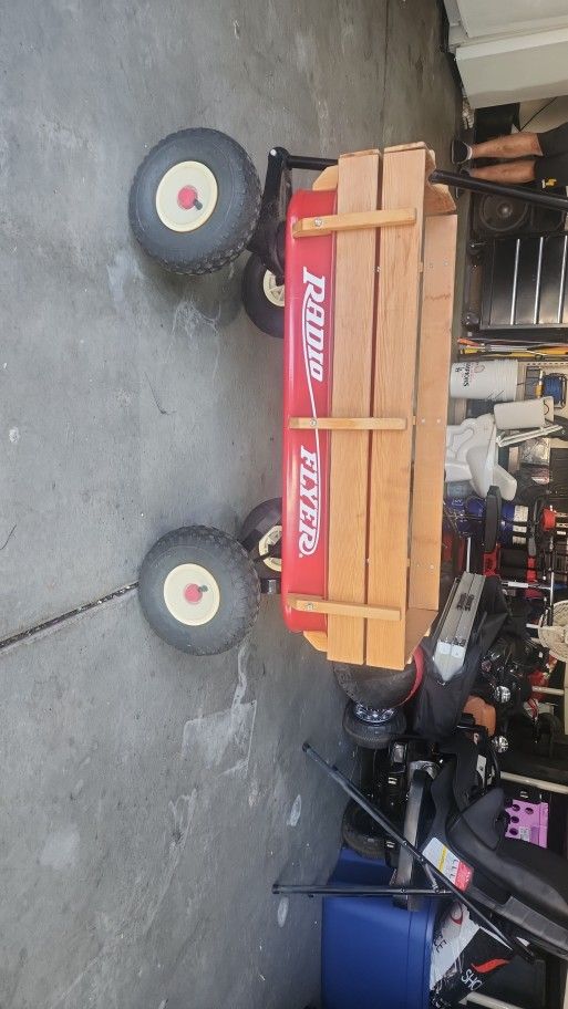 Radio Flyer Wagon