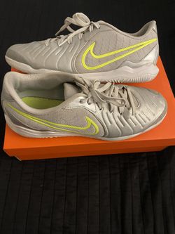 Indoor Cleats 
