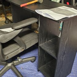 Small New Desk And Chair