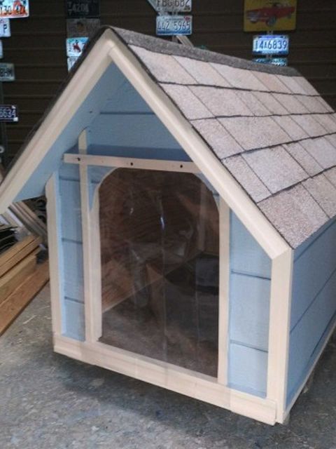 New Dog House With Plastic Strip Door Large Size $200 Firm