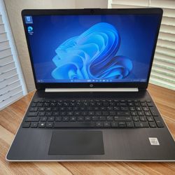 Loaded Hp Laptop Like New!