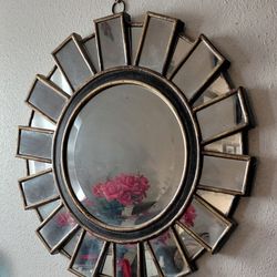 Decorative mirror