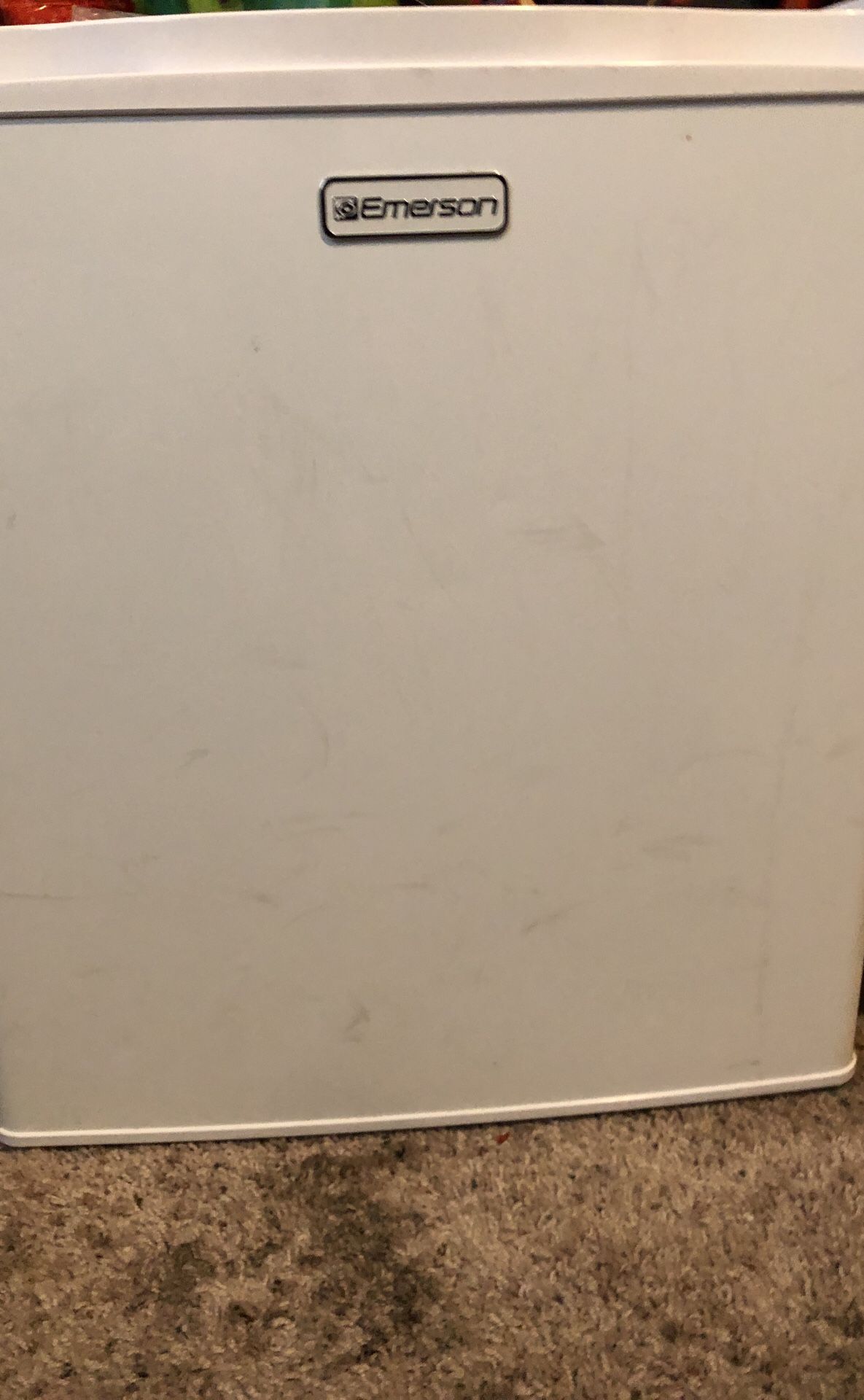 Mini fridge