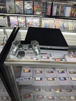 PlayStation 4 Slim Complete $135 Gamehogs 11am-7pm